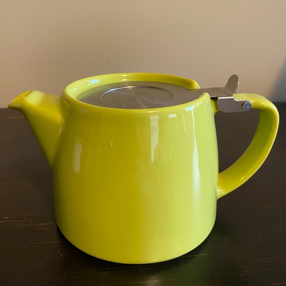 Other - Porcelain Teapot NWOT